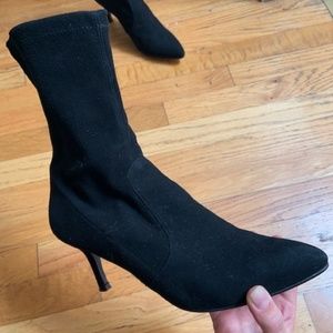 Stuart Weitzman Cling Kitten Heel Booties 6.5